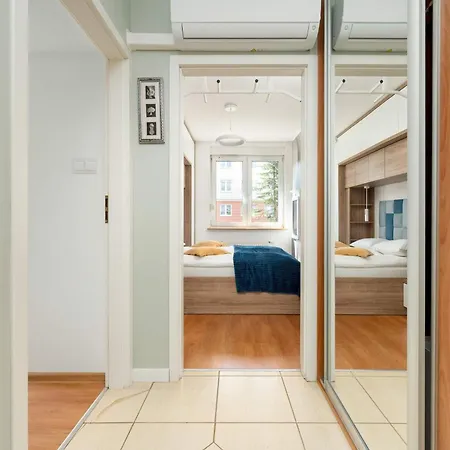 2-bedroom Air-conditioned With Balcony In By Renters *