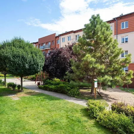 2-bedroom Air-conditioned With Balcony In By Renters Lejlighed Wrocław